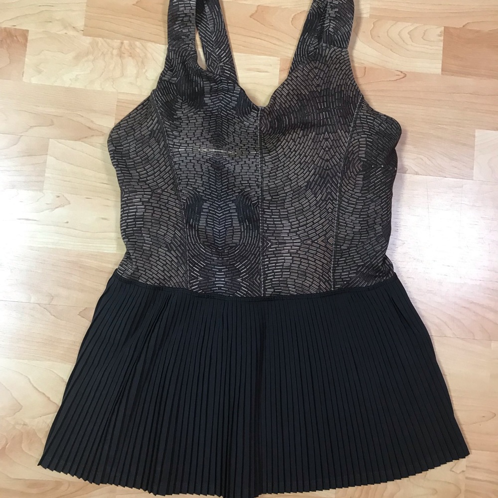 Bundle Of Lululemon Size 6 - image 7